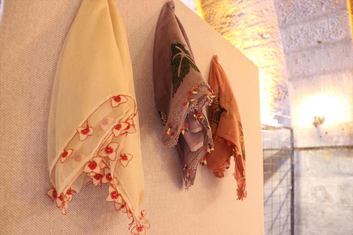 Kayseri'de 200 yıla kadar uzanan çeyizlerden sergi açıldı