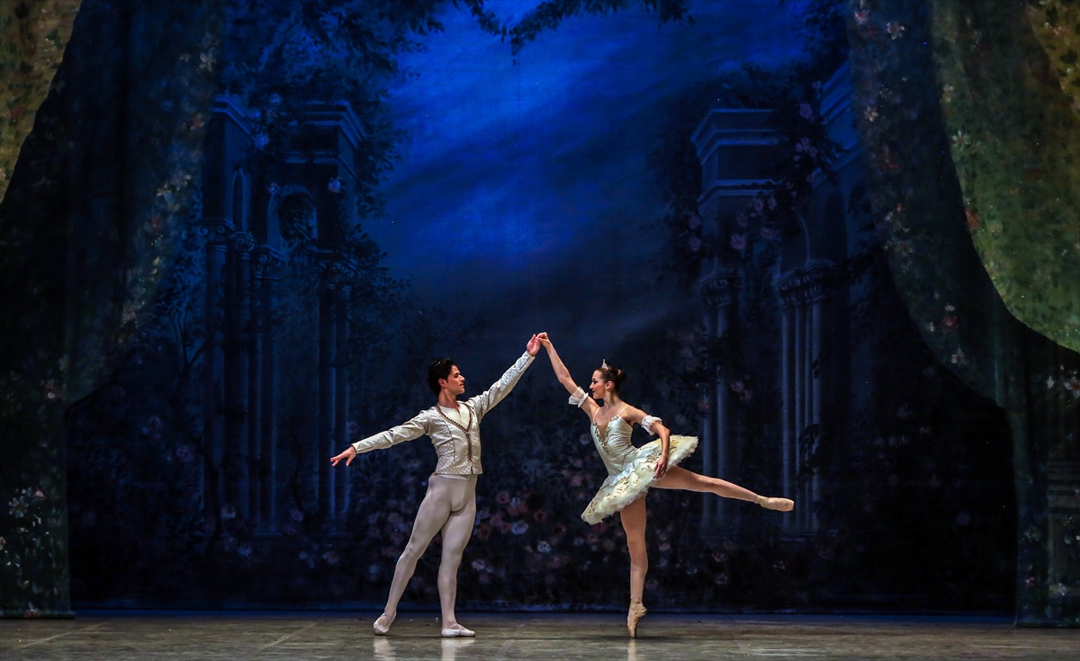 Ankara Devlet Opera ve Balesi'nden ilgi çeken prova: "Fındıkkıran"