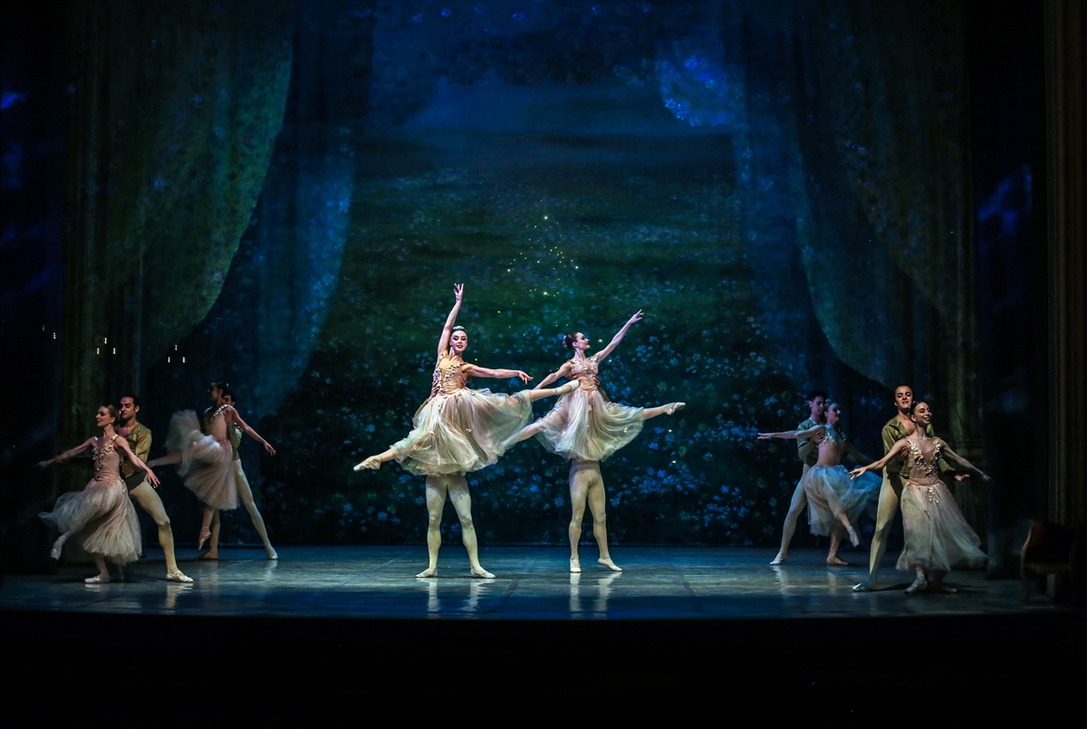 Ankara Devlet Opera ve Balesi'nden ilgi çeken prova: "Fındıkkıran"