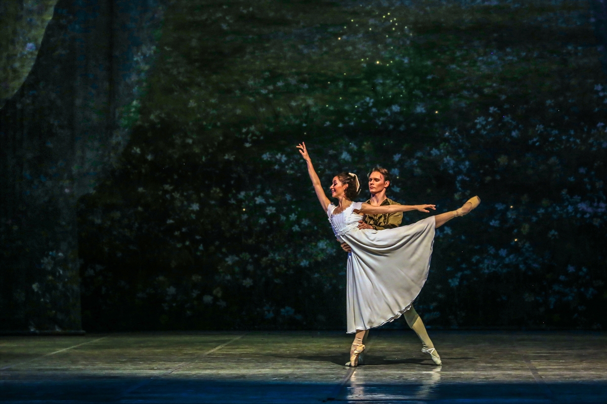 Ankara Devlet Opera ve Balesi'nden ilgi çeken prova: "Fındıkkıran"