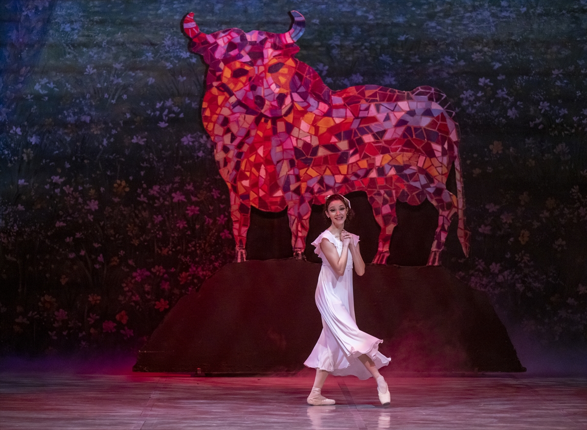 Ankara Devlet Opera ve Balesi'nden ilgi çeken prova: "Fındıkkıran"