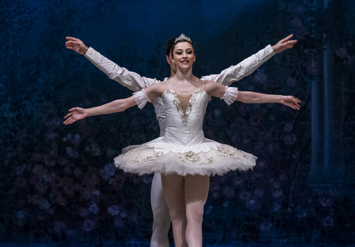 Ankara Devlet Opera ve Balesi'nden ilgi çeken prova: "Fındıkkıran"