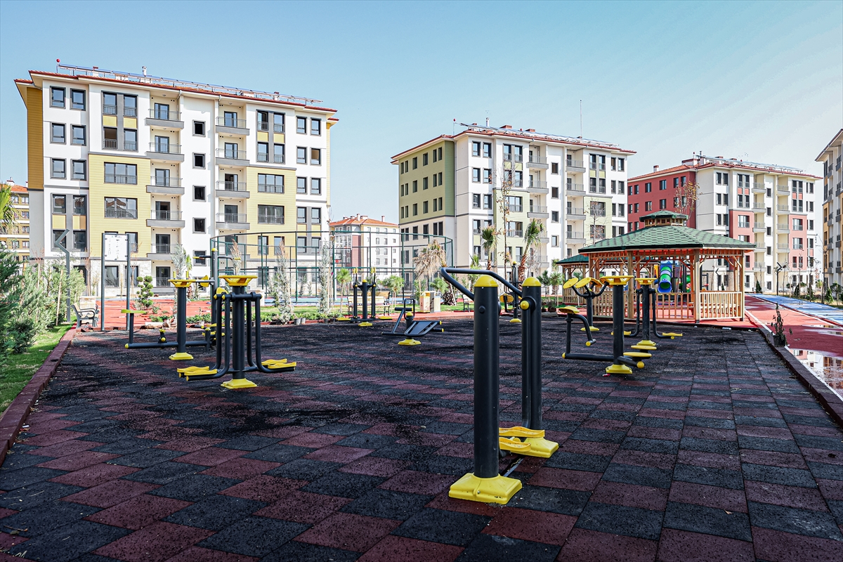 İslahiye'de enkazdan eser kalmadı: Depreme dayanıklı, dört dörtlük konutlar hazır!