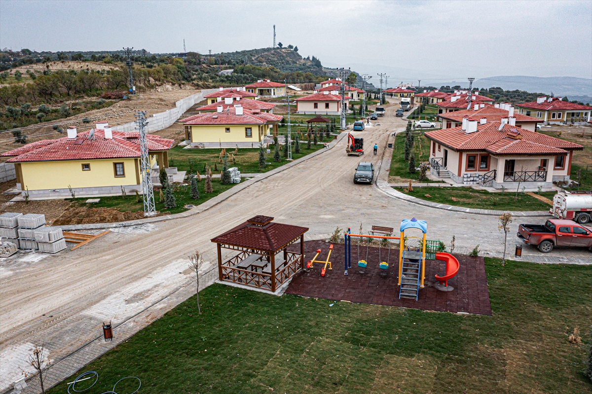Hatay'ın deprem konutları! Köy evleri kısa sürede yükseldi