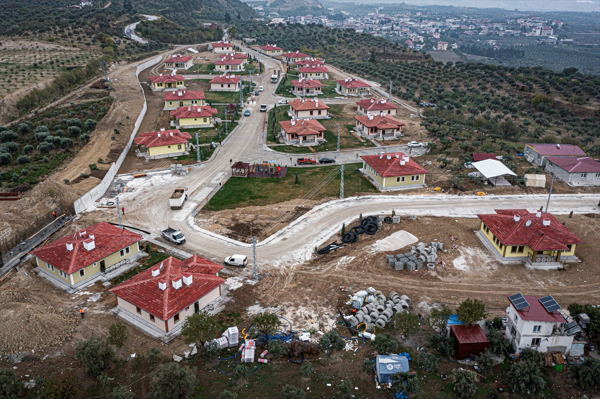 Hatay'ın deprem konutları! Köy evleri kısa sürede yükseldi