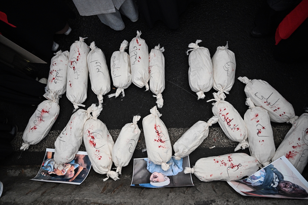 İstanbul'da tarihi yürüyüş: Şehitlerimize Rahmet, Filistin'e Destek, İsrail'e Lanet!