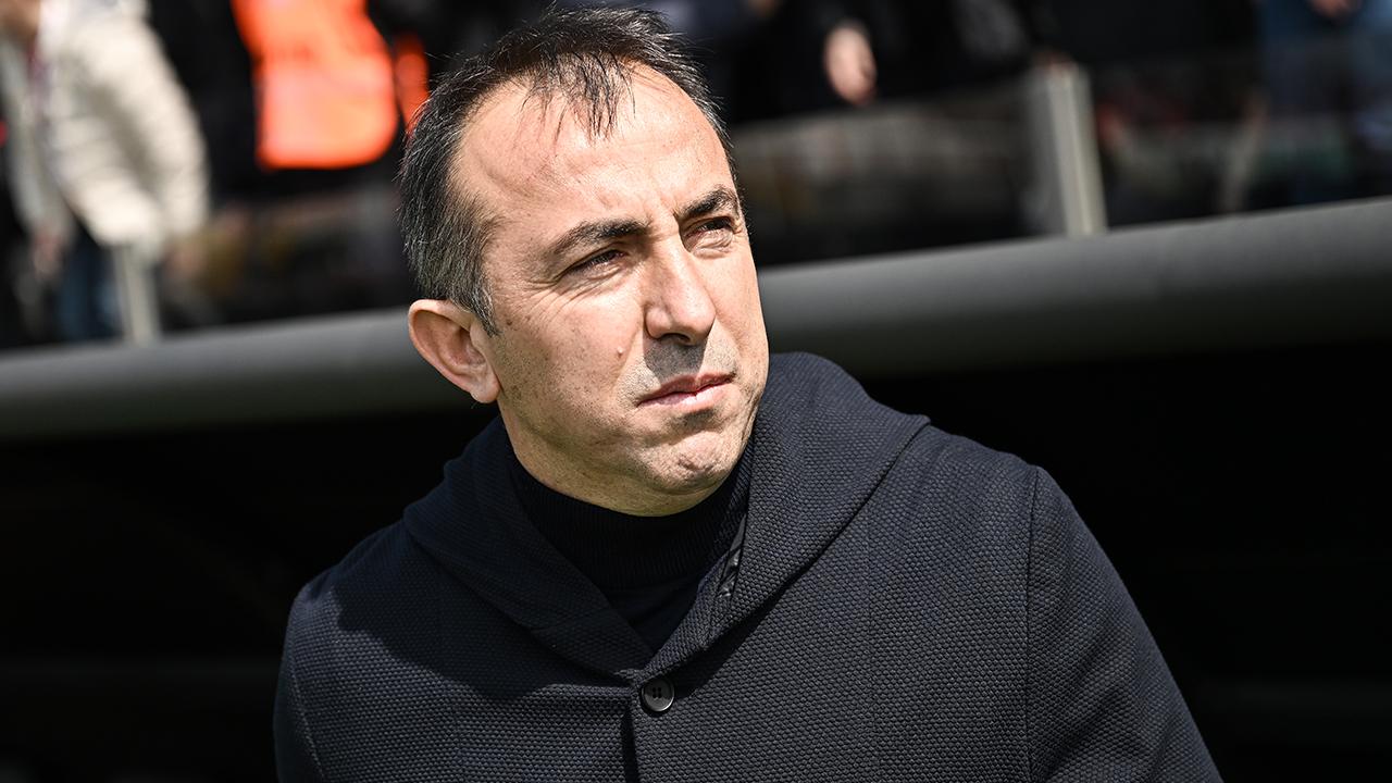 Süper Lig 2023-2024 sezonunda görevi bırakan teknik direktörler