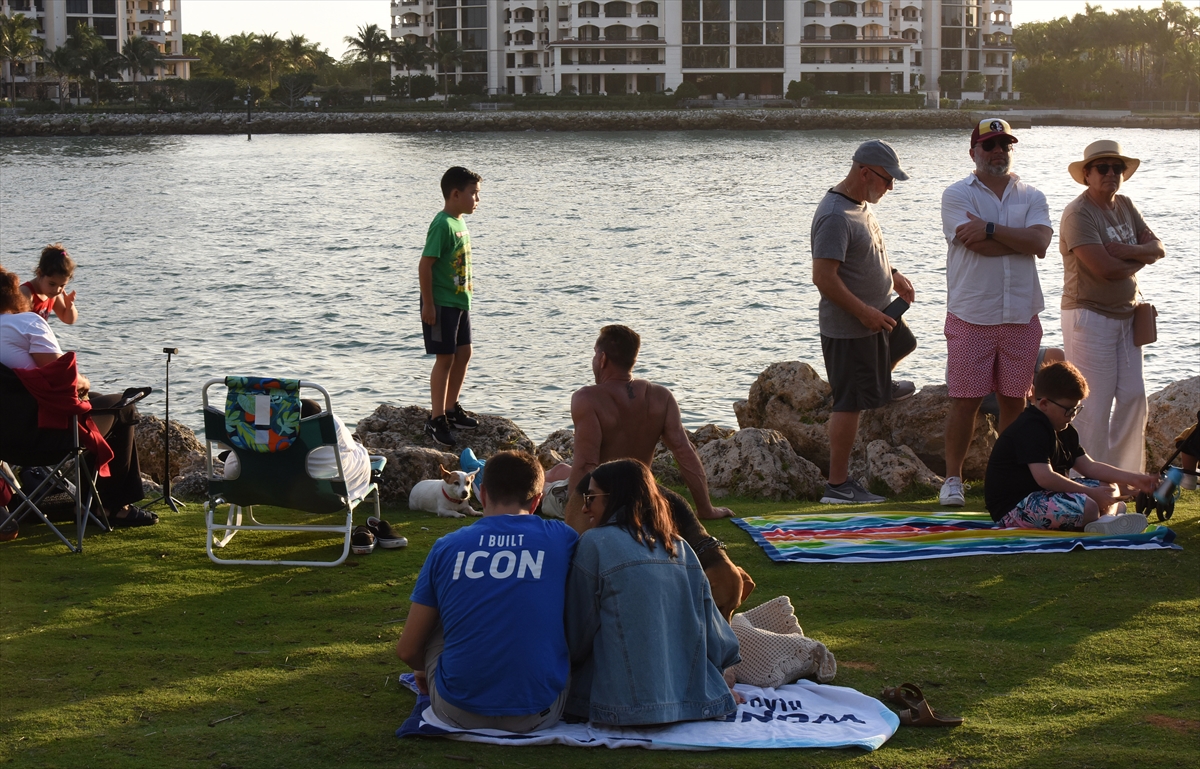 Dünya'nın en büyük yolcu gemisi yola çıkıyor