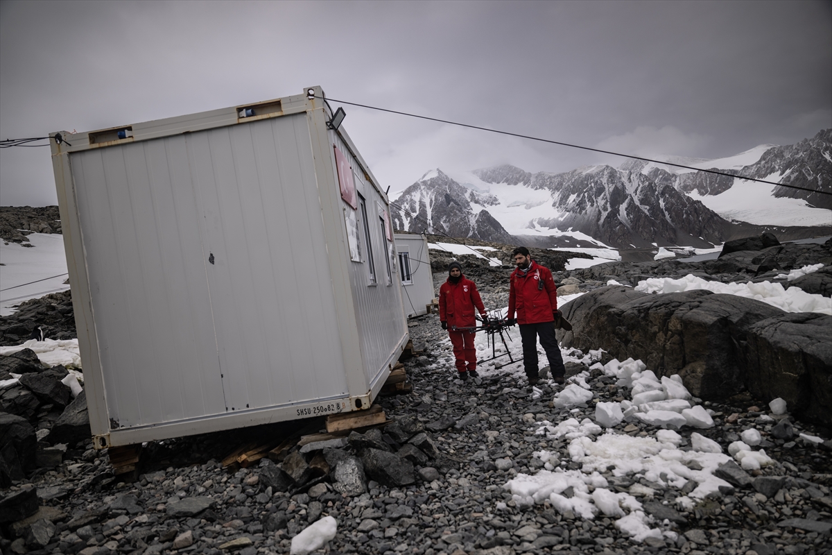 Türk bilim insanlarının yeni raporu: Antarktika'da Türkiye büyüklüğünde buz eridi