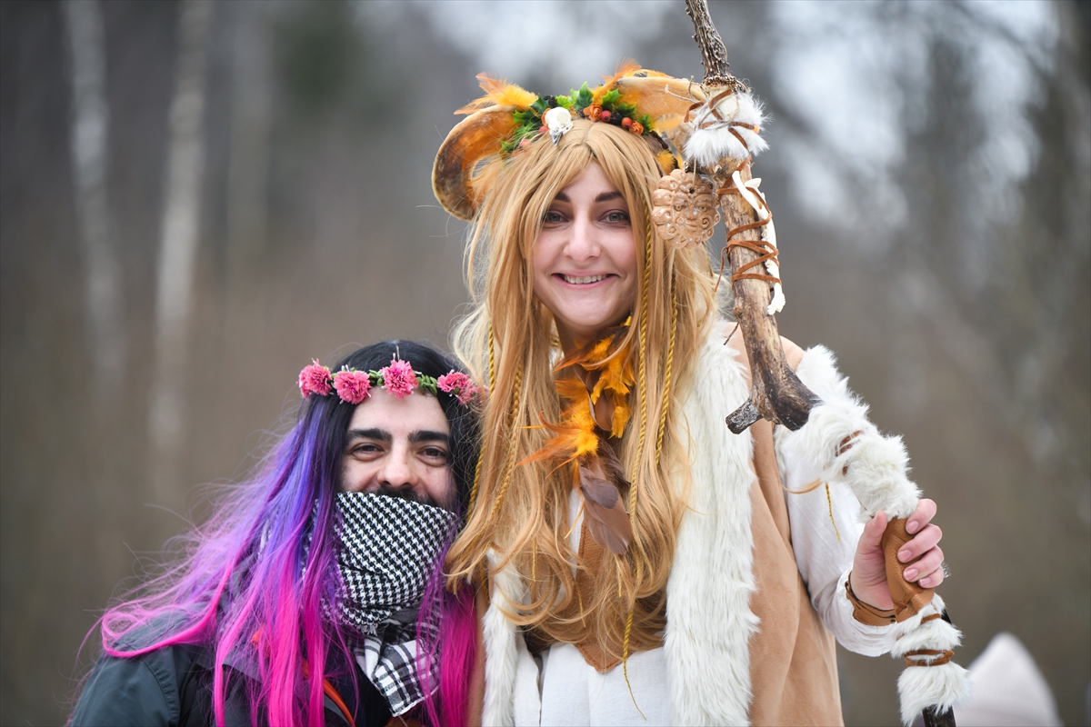 Rusya'da baharın müjdecisi Maslenitsa Festivali