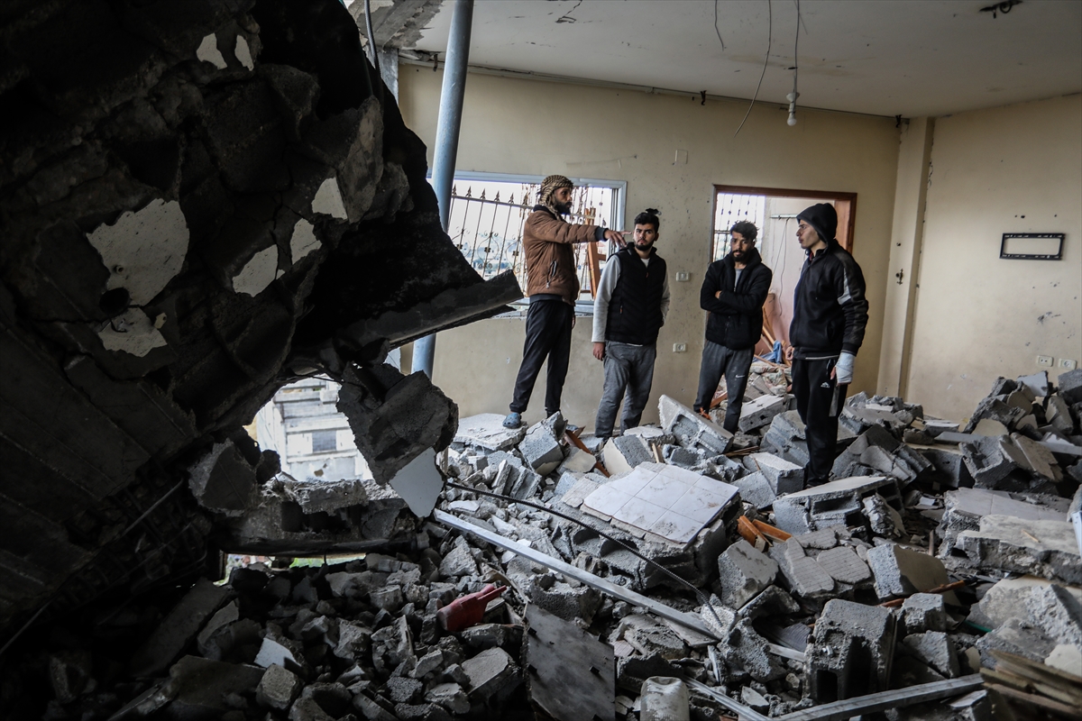 İsrail tüm tepkilere rağmen Gazzelilerin sığındığı Refah'ı vurdu