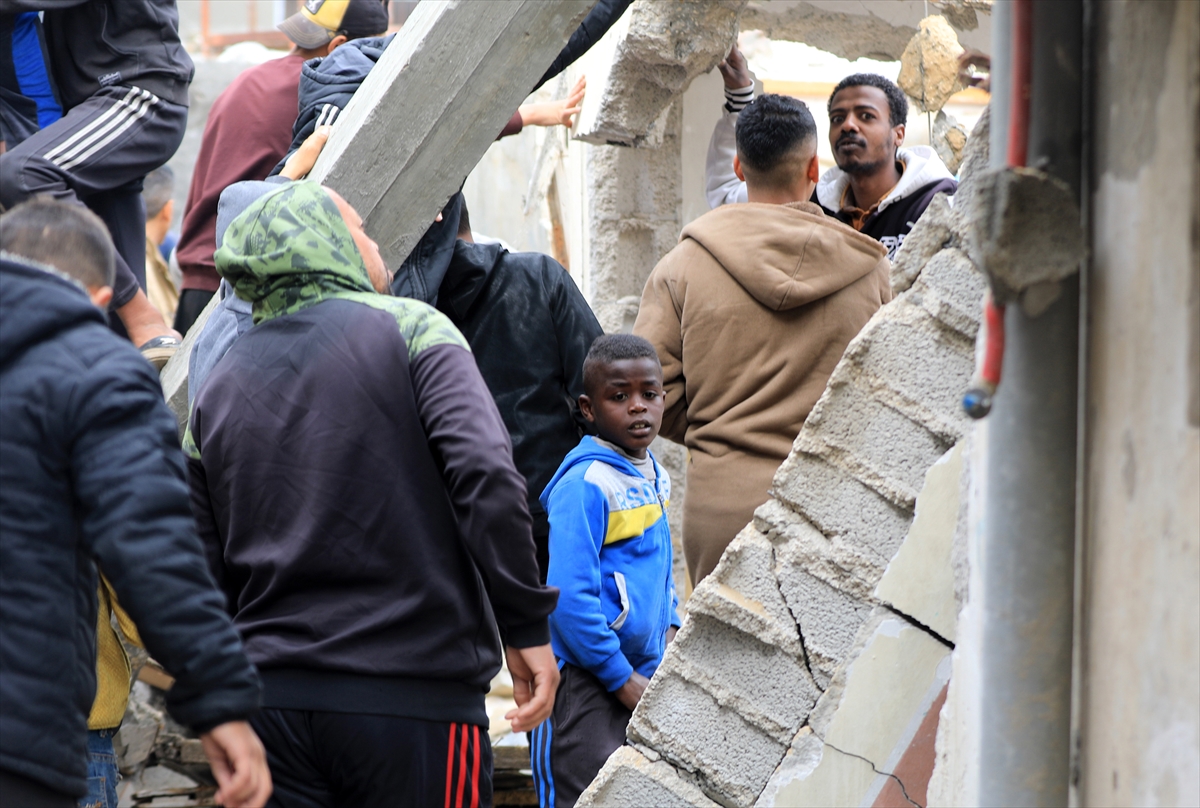 İsrail tüm tepkilere rağmen Gazzelilerin sığındığı Refah'ı vurdu