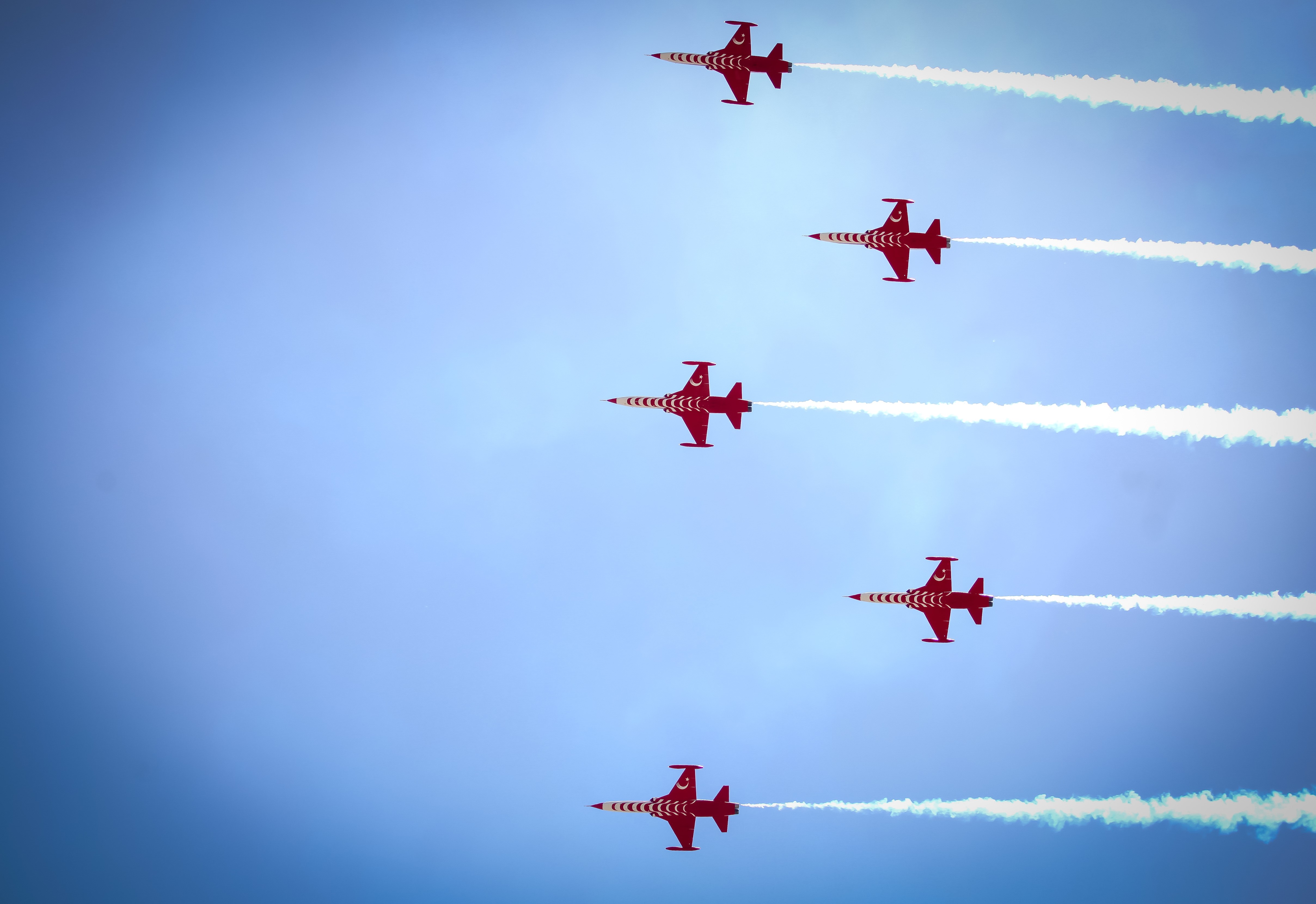 Pilotlardan çocuklara 23 Nisan jesti