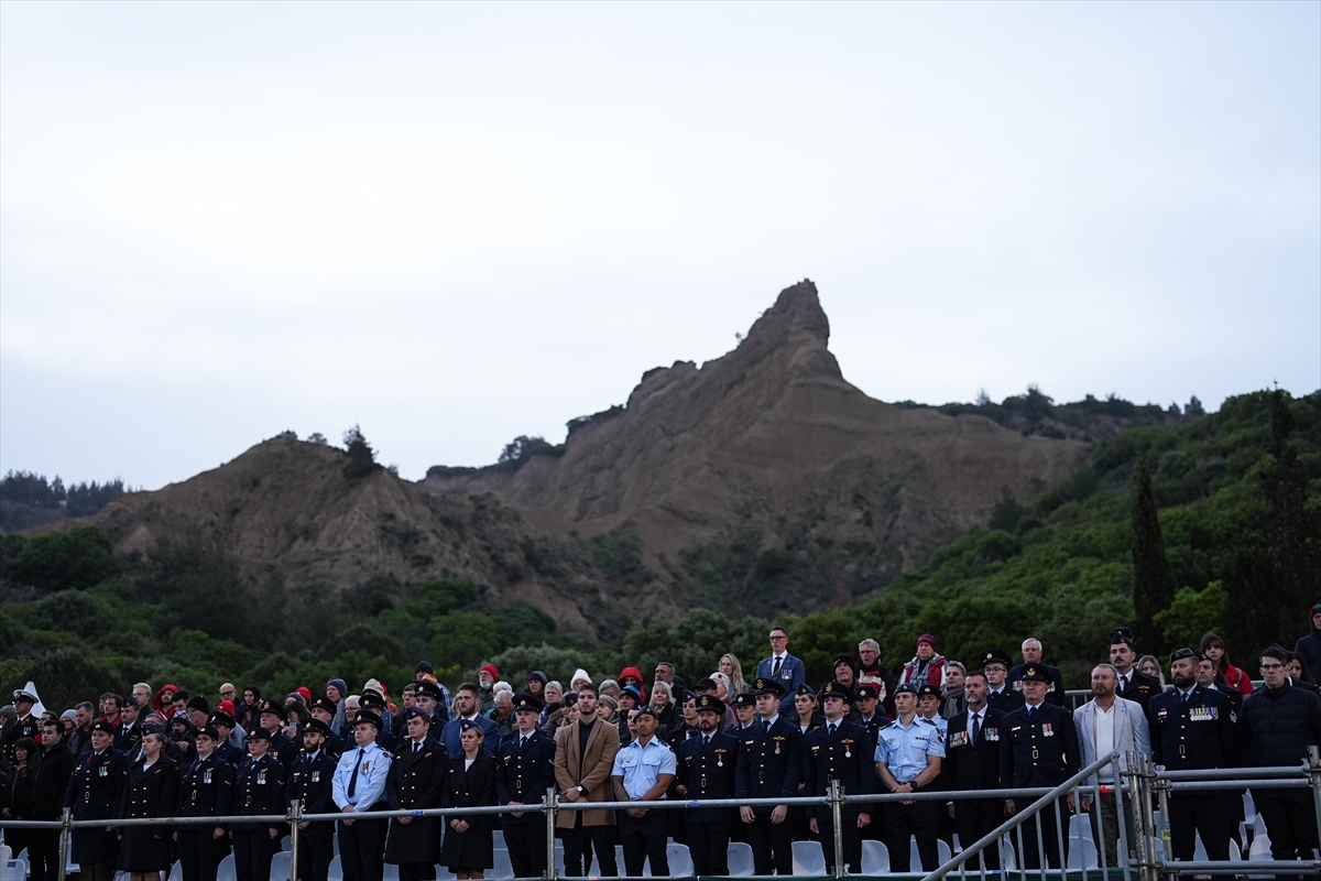 Çanakkale'de, Anzak Koyu'nda 'Şafak Ayini' yapıldı
