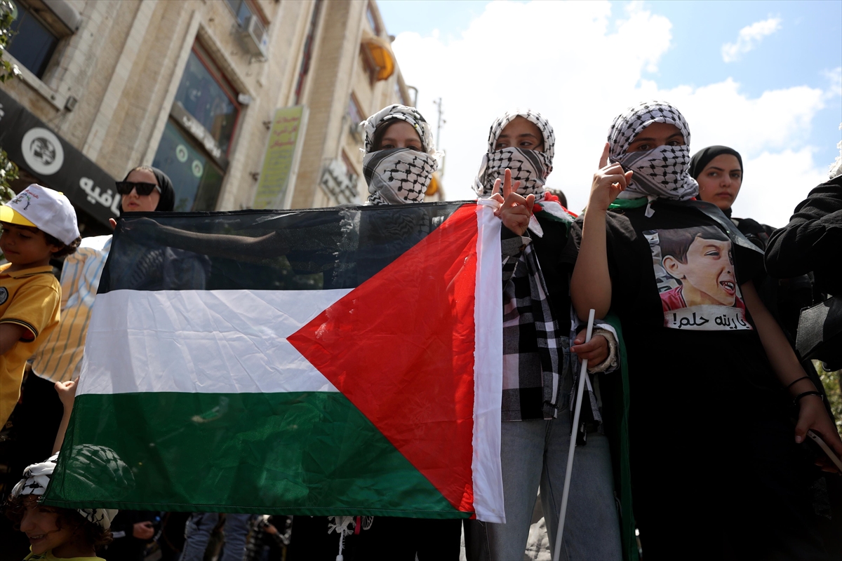 Ramallah'ta Nekbe'nin 76. yıl dönümü anması