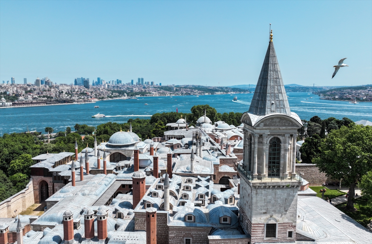 Topkapı Sarayı'nda Cariyeler Taşlığı ve Kuşhane Mutfağı ziyarete açıldı