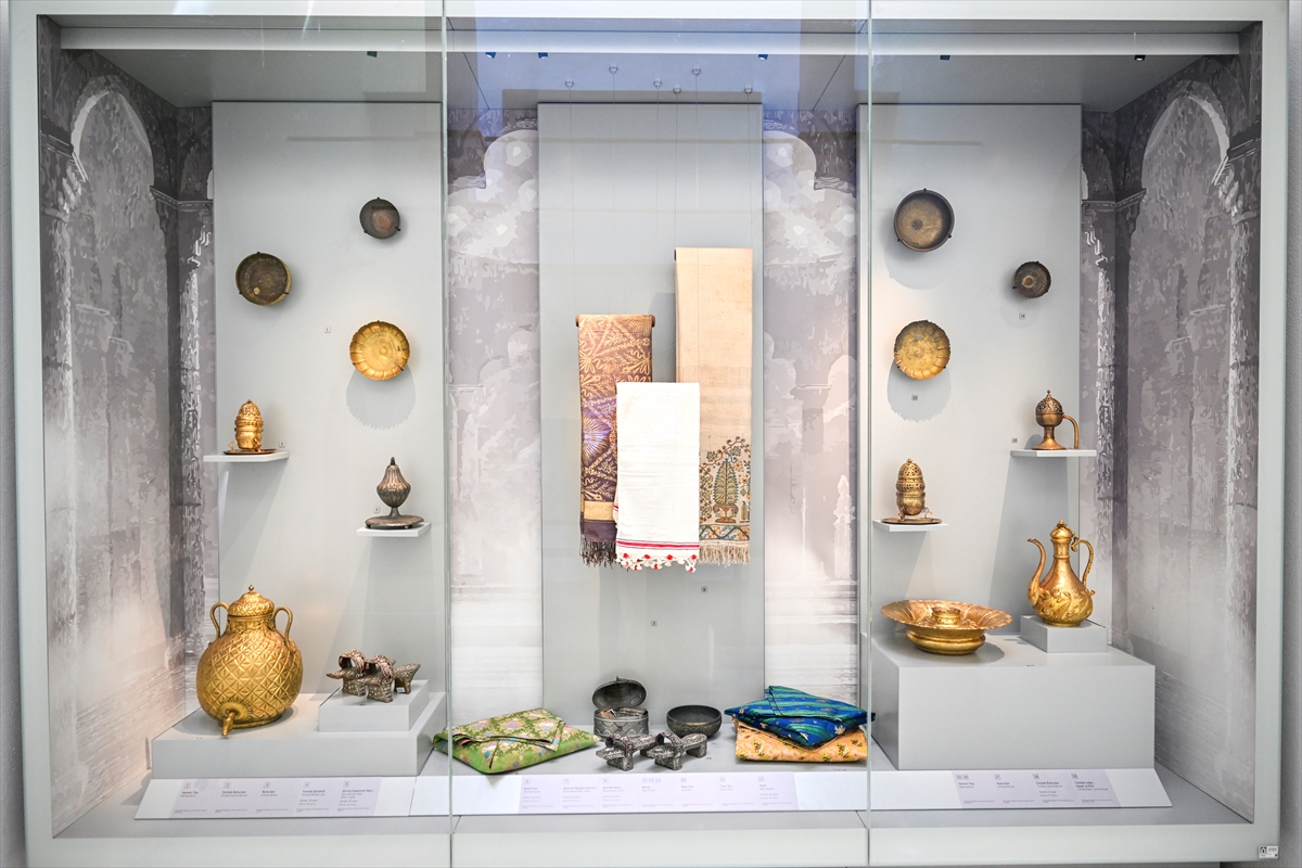 Topkapı Sarayı'nda Cariyeler Taşlığı ve Kuşhane Mutfağı ziyarete açıldı