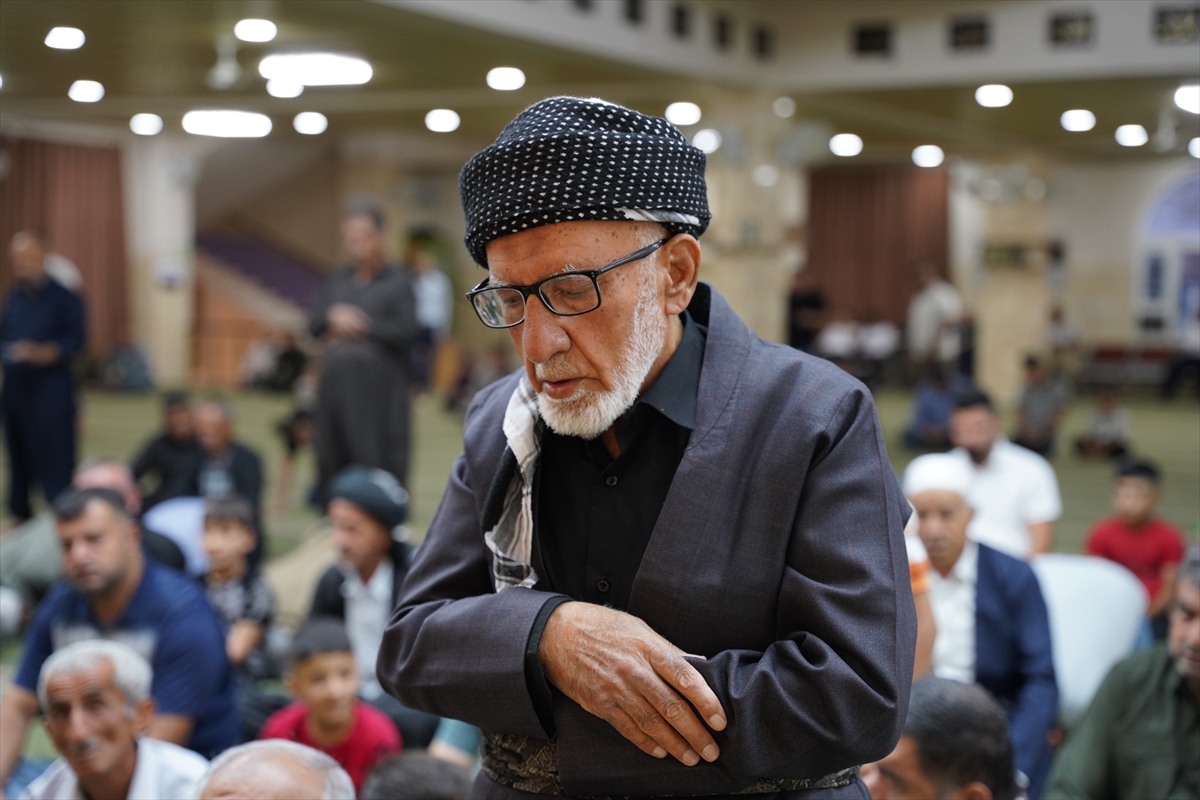Kurban Bayramı sabahında dünyada bayram namazı