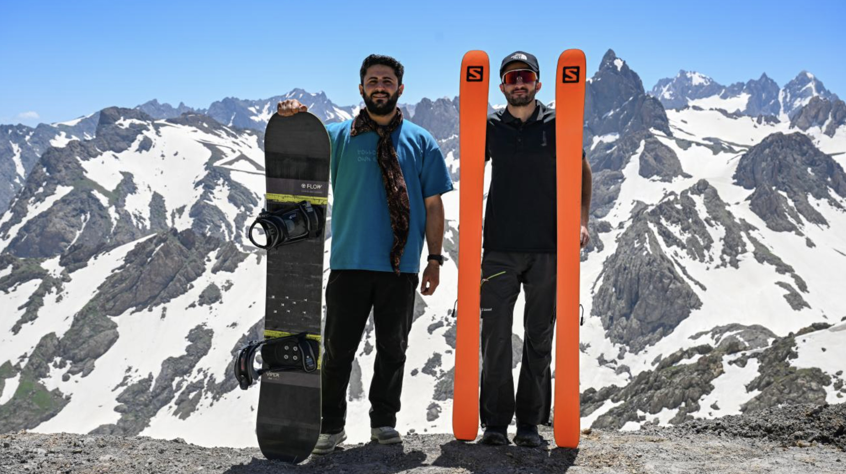 Hakkari'de adrenalin tutkunları karın keyfini çıkardı