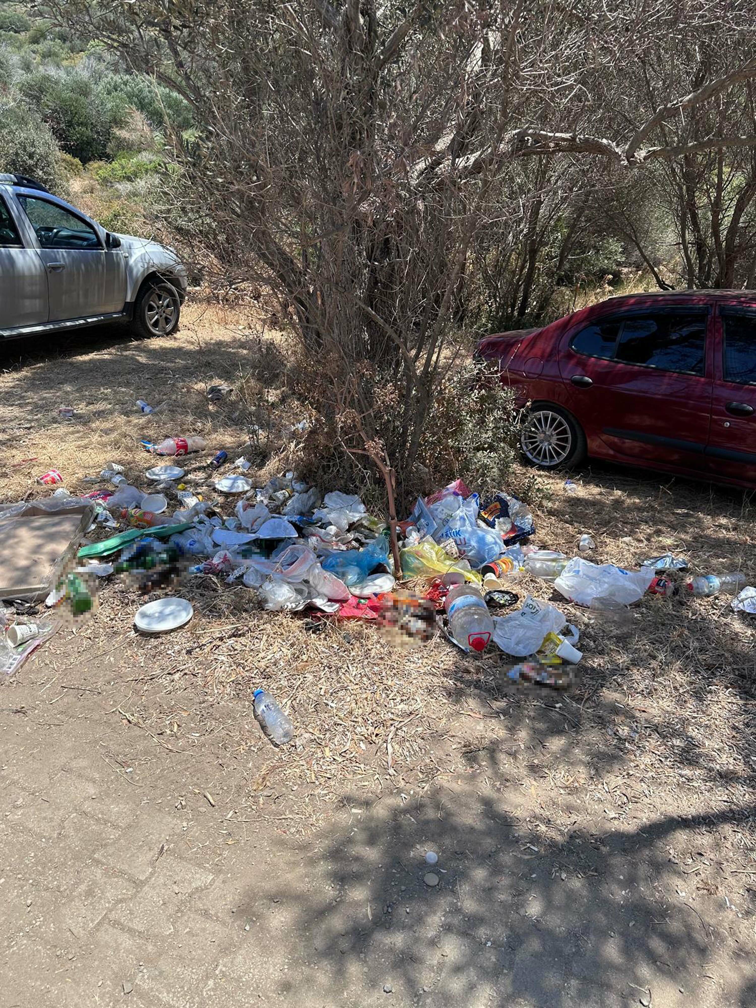 Bodrum'da tatil bitti, geriye çöpler kaldı