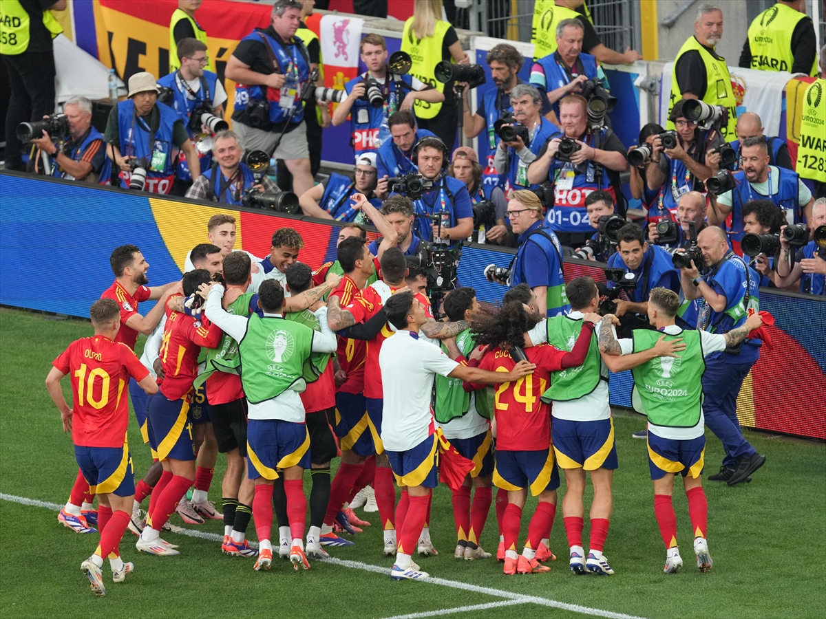 EURO 2024 Almanya - İspanya çeyrek final maçından kareler
