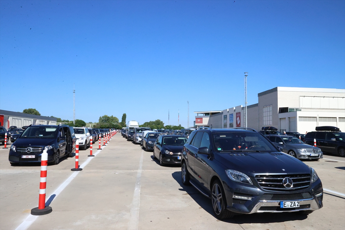 Sınır kapılarında gurbetçi yoğunluğu