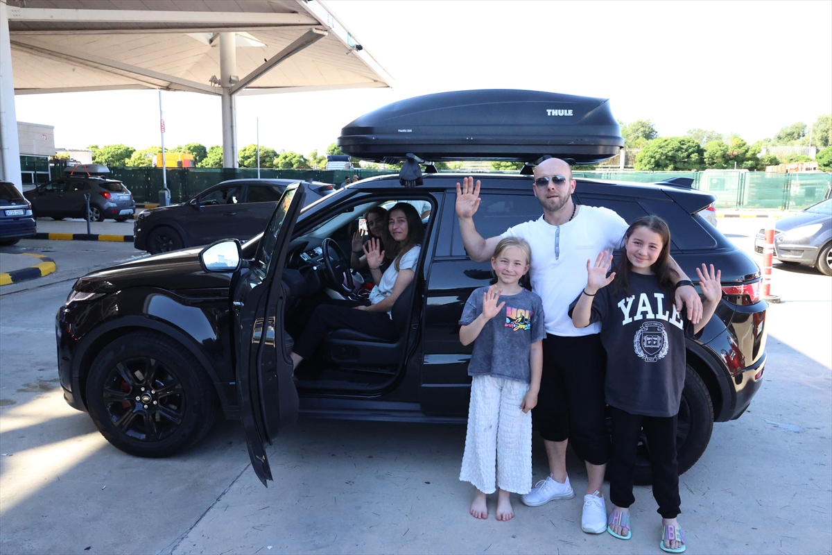 Sınır kapılarında gurbetçi yoğunluğu