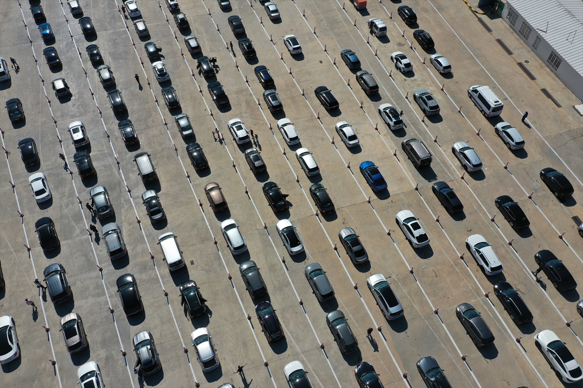 Sınır kapılarında gurbetçi yoğunluğu