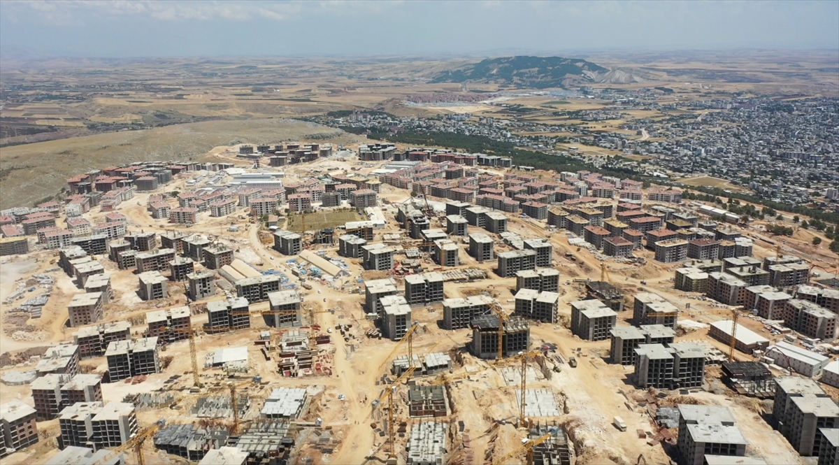 Adıyaman'da deprem konutları yükseliyor