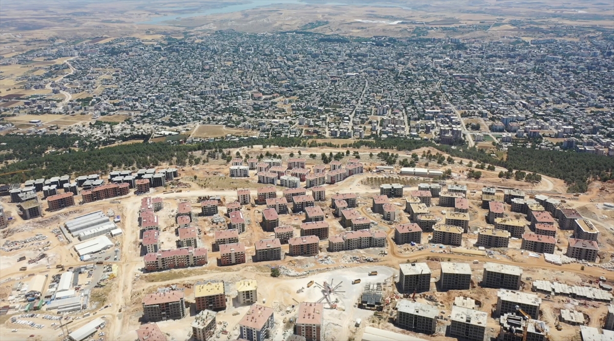 Adıyaman'da deprem konutları yükseliyor