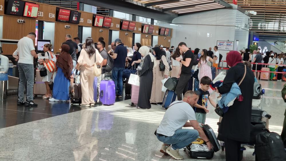 Dünya genelinde yazılım krizi: Sistemler çöktü ulaşım durdu