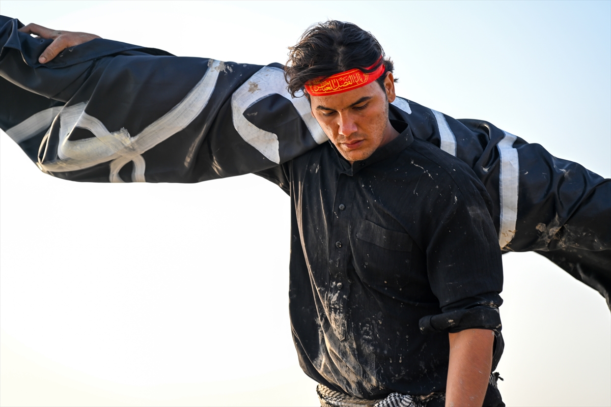 Irak'ta 'Erbain' yürüyüşü