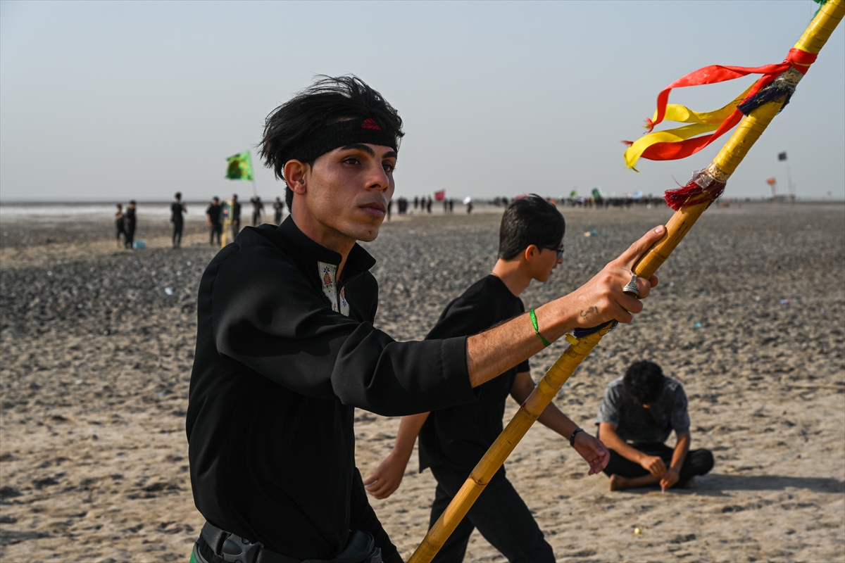 Irak'ta 'Erbain' yürüyüşü