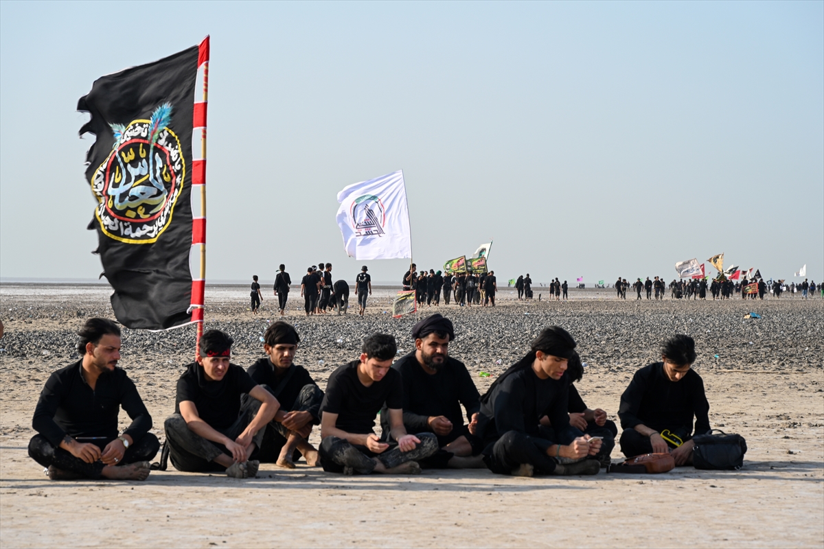 Irak'ta 'Erbain' yürüyüşü