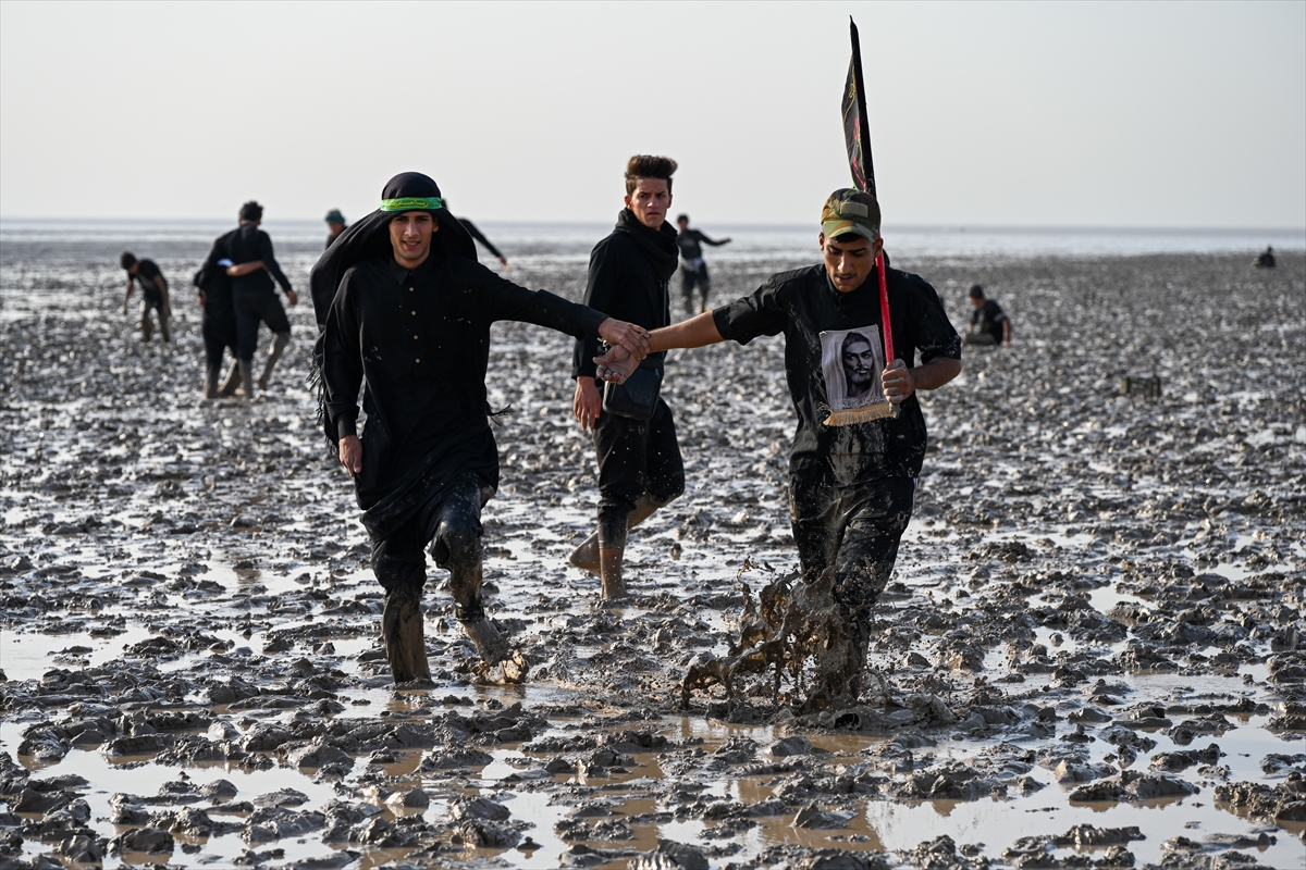 Irak'ta 'Erbain' yürüyüşü