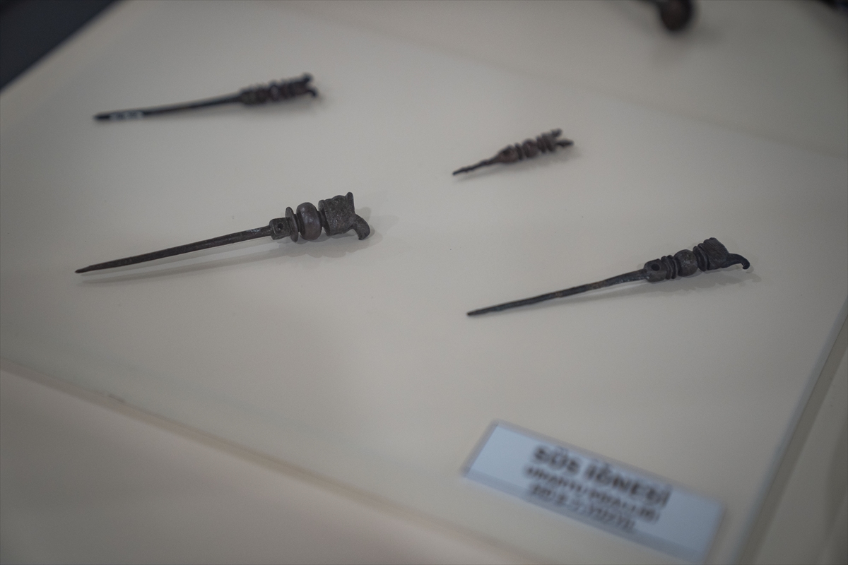 Doğu Anadolu'nun 3 bin 500 yıllık takıları