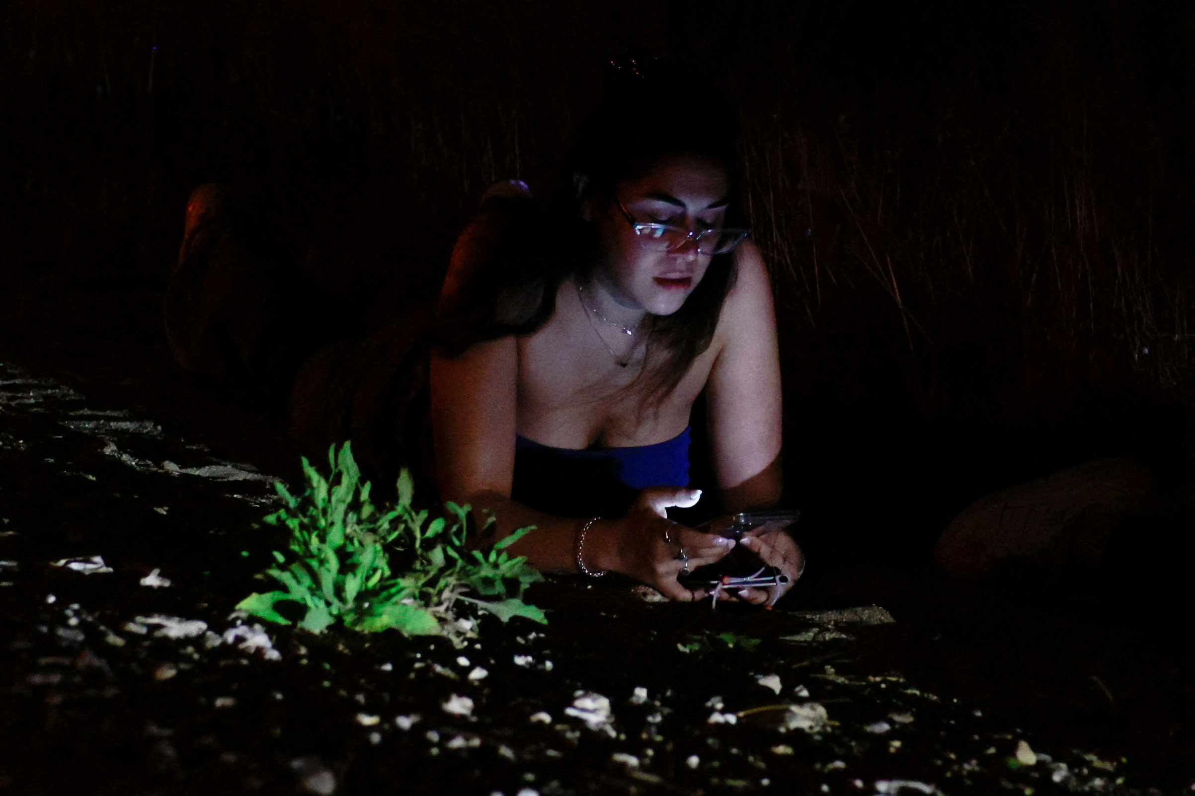 İran'ın İsrail'e fırlattığı füzeler, başkent Tel Aviv'e de isabet etti