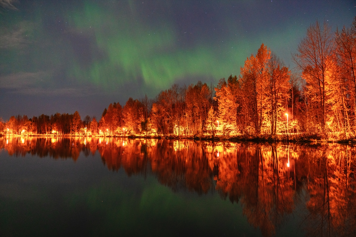 Alaska'da kuzey ışıkları şöleni