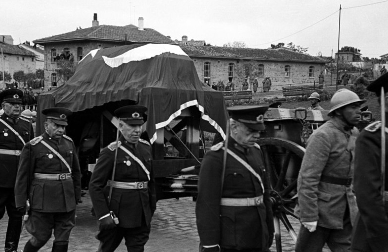 Mustafa Kemal Atatürk'ün cenazesinden kareler