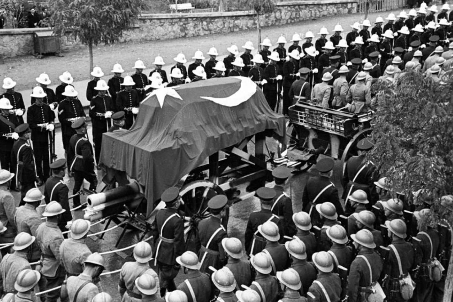 Mustafa Kemal Atatürk'ün cenazesinden kareler