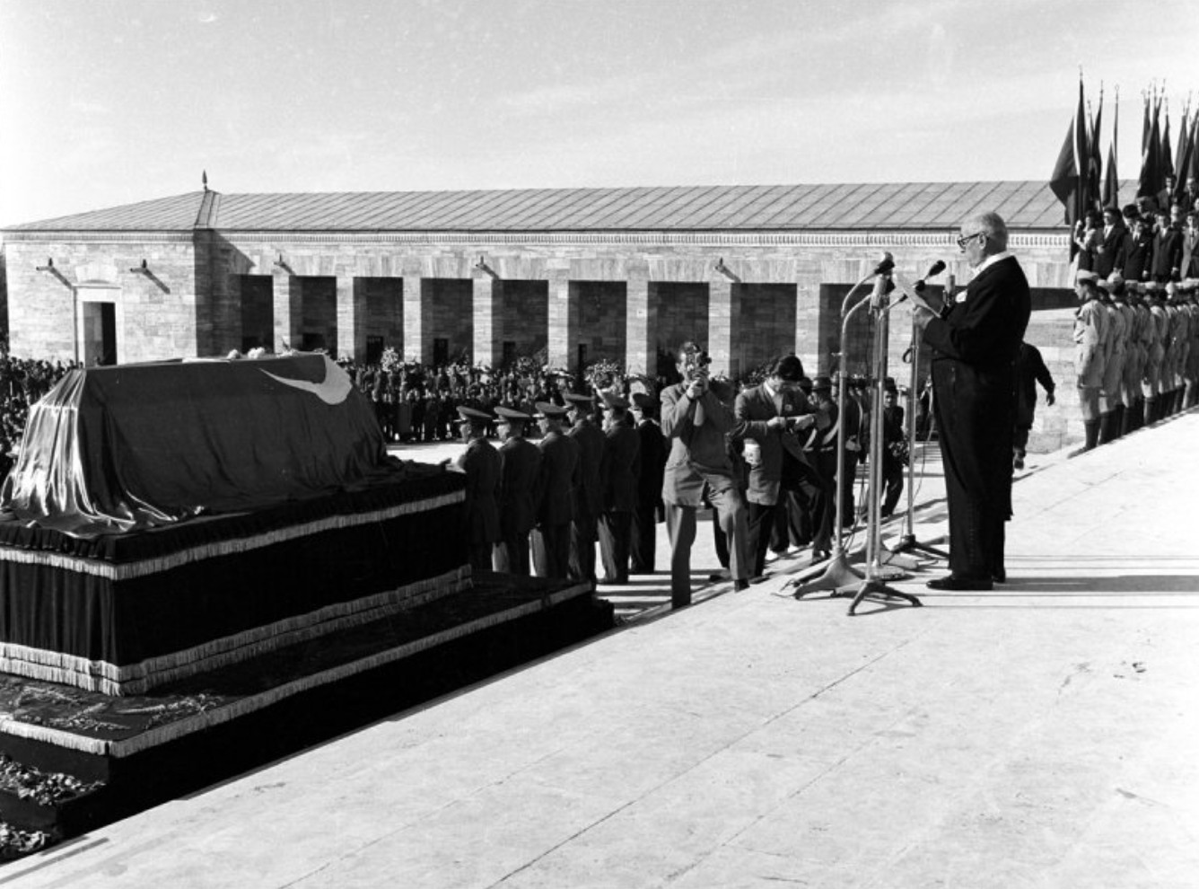 Mustafa Kemal Atatürk'ün cenazesinden kareler