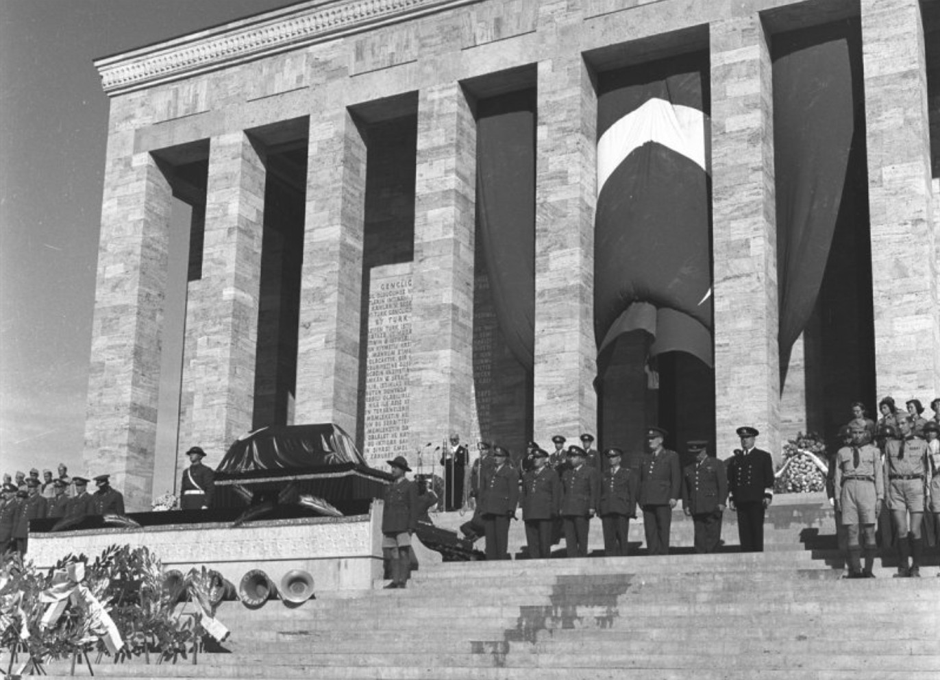 Mustafa Kemal Atatürk'ün cenazesinden kareler