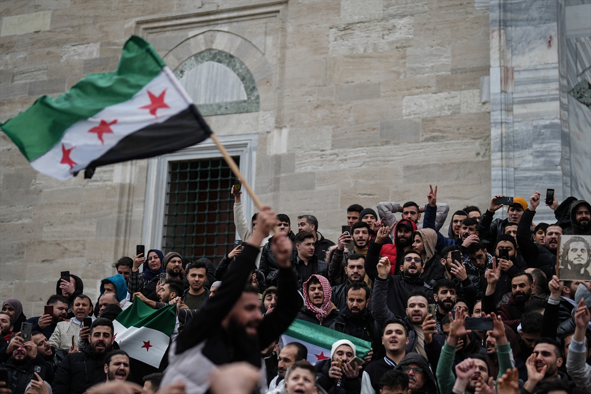 Suriyeliler Türkiye'de kutlama yapıyor