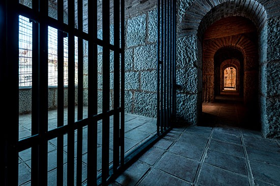 Bursa'nın 2 bin 500 yıllık infaz kapısı, sanat galerisine dönüştü