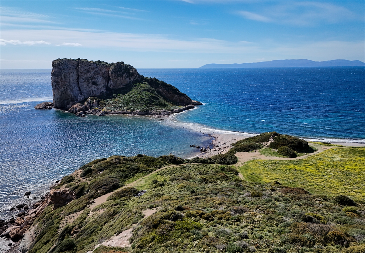 Çıfıt Adası'na yürünerek ulaşılıyor