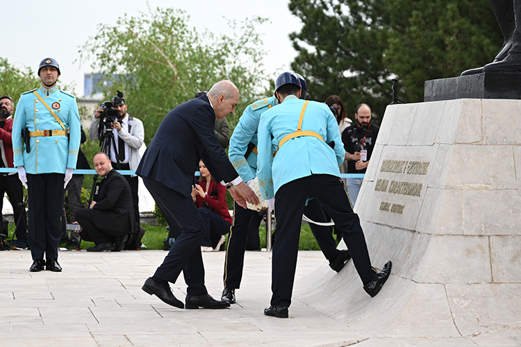 Yurtta 23 Nisan kutlu coşkusu