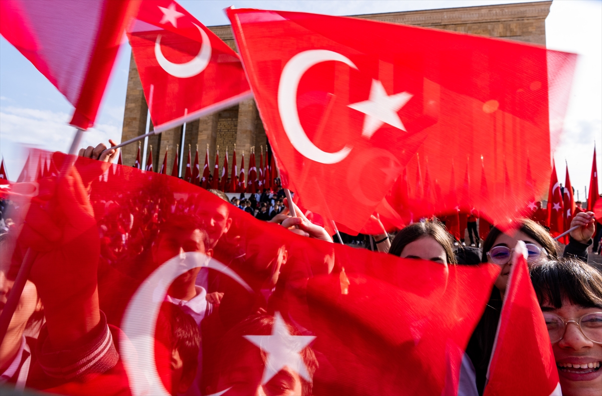 Yurtta 23 Nisan kutlu coşkusu