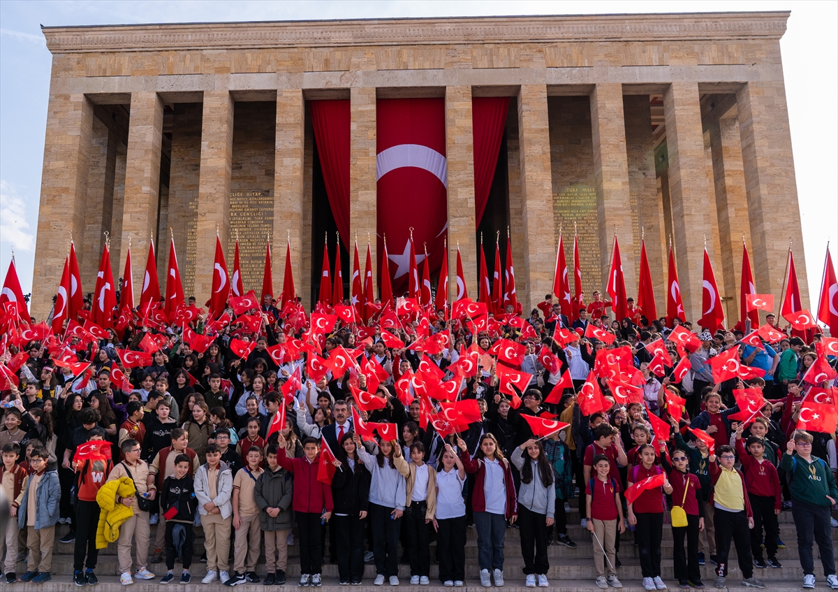 Yurtta 23 Nisan kutlu coşkusu