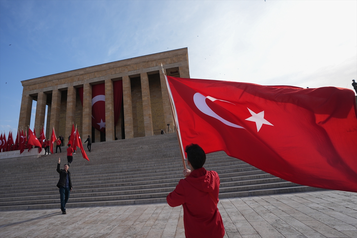 Yurtta 23 Nisan kutlu coşkusu