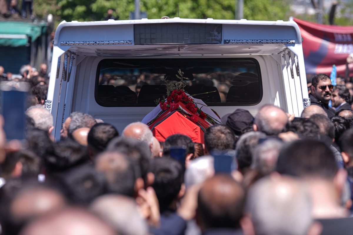 Sırrı Süreyya Önder’e veda